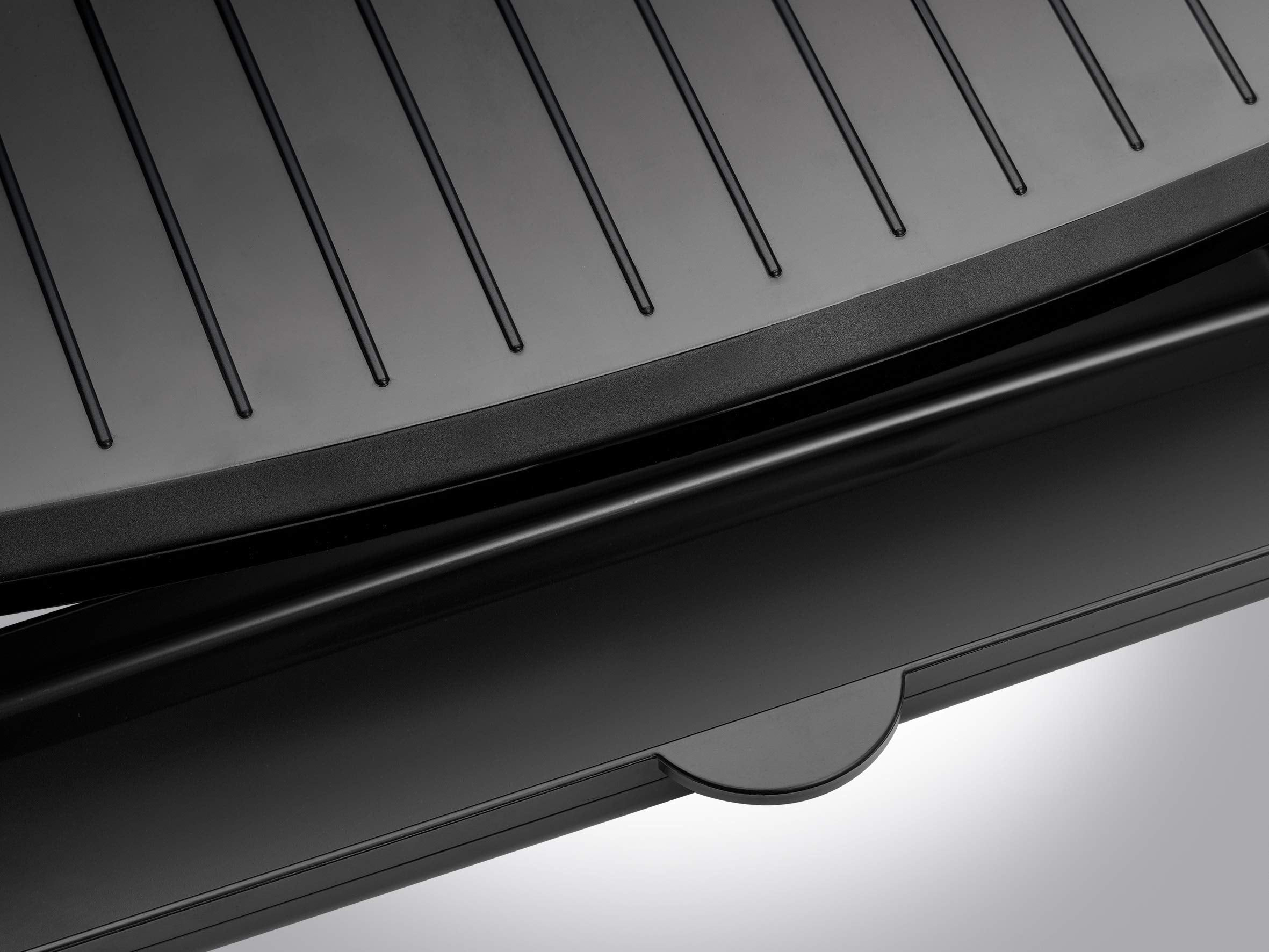 George Foreman Medium Electric Fit Grill [Non stick, Healthy, Griddle, Toastie, Hot plate, Panini, BBQ, Energy saving, Vertical storage, Easy clean, Drip tray, Ready to cook light] Black, 1630W 25810