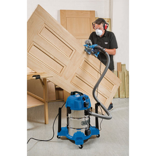 Draper 1600w Wet and Dry 30 Litre Vacuum Cleaner 1.5m Flexible hose and Accessories - Home DIY Car Carpet Workshop and Professional Use