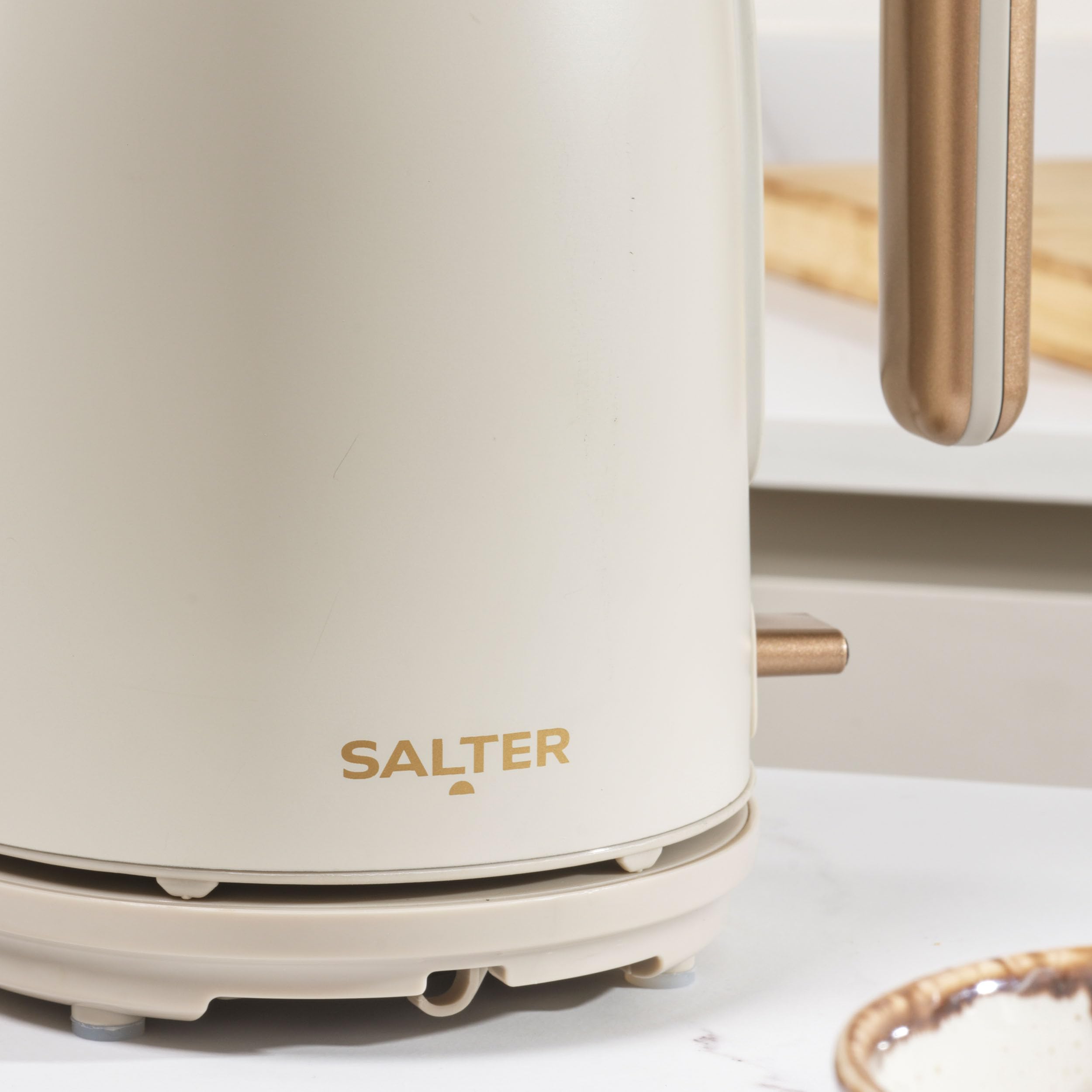 Salter Pebble Kettle  1.7 L Fast Boil Electric Tea Kettle, Removable Limescale Filter, Water Level Indicator, 360 Swivel Base, Viewing Window, Boil