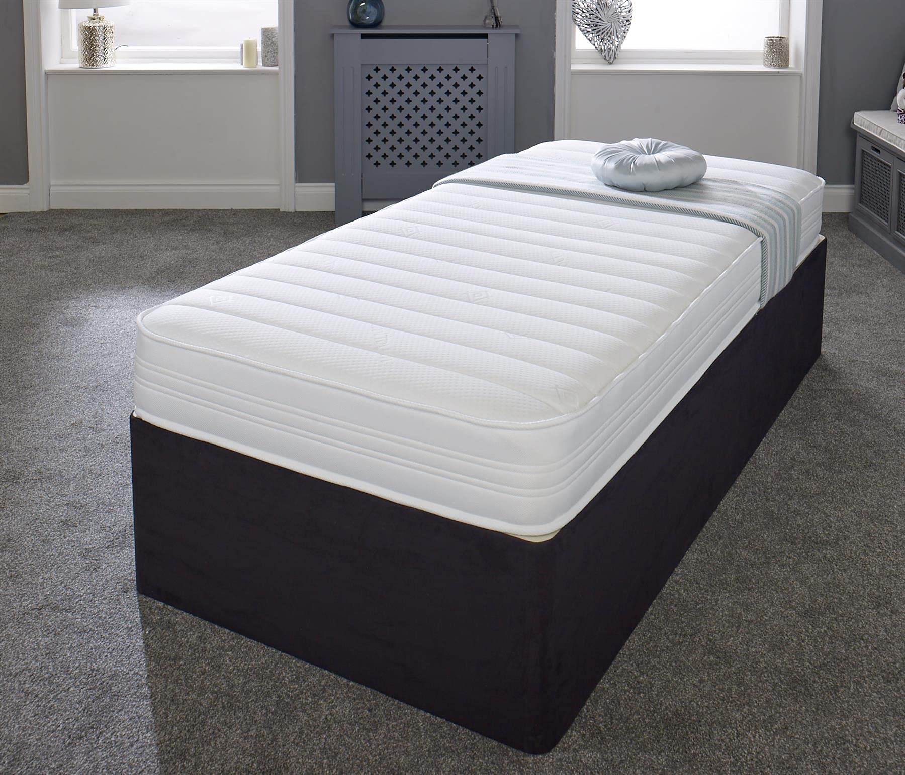 Extreme Comfort Sirocco Airflow White 18cms Deep Hybrid Spring & Memory Fibre Foam Mattress, 2ft6 Small Shorty Single (2ft6 x 5ft9, 75cm x 175cm)
