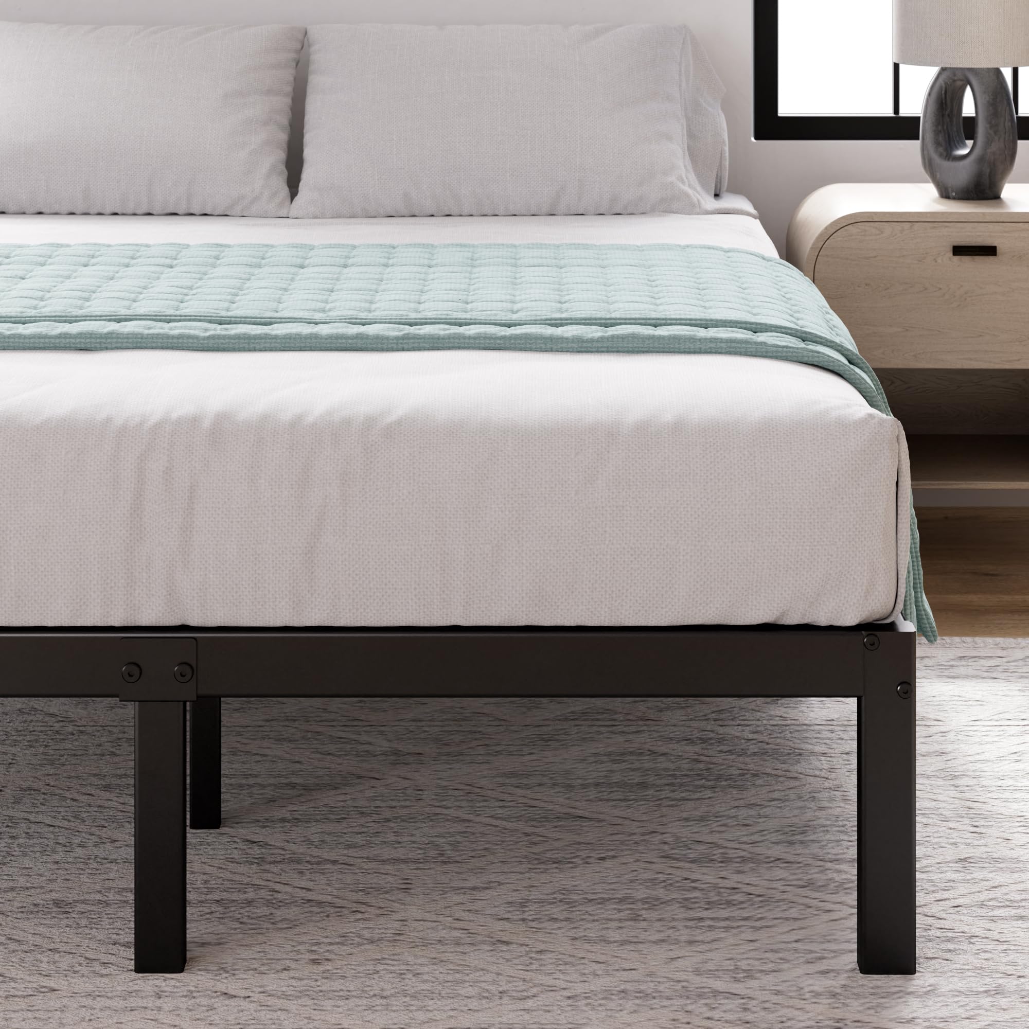 Zinus Yelena King size Bed frame - Bed 150x200 cm - 36 cm Height with Underbed storage - Metal Platform Bed frame with Steel slat support - Black