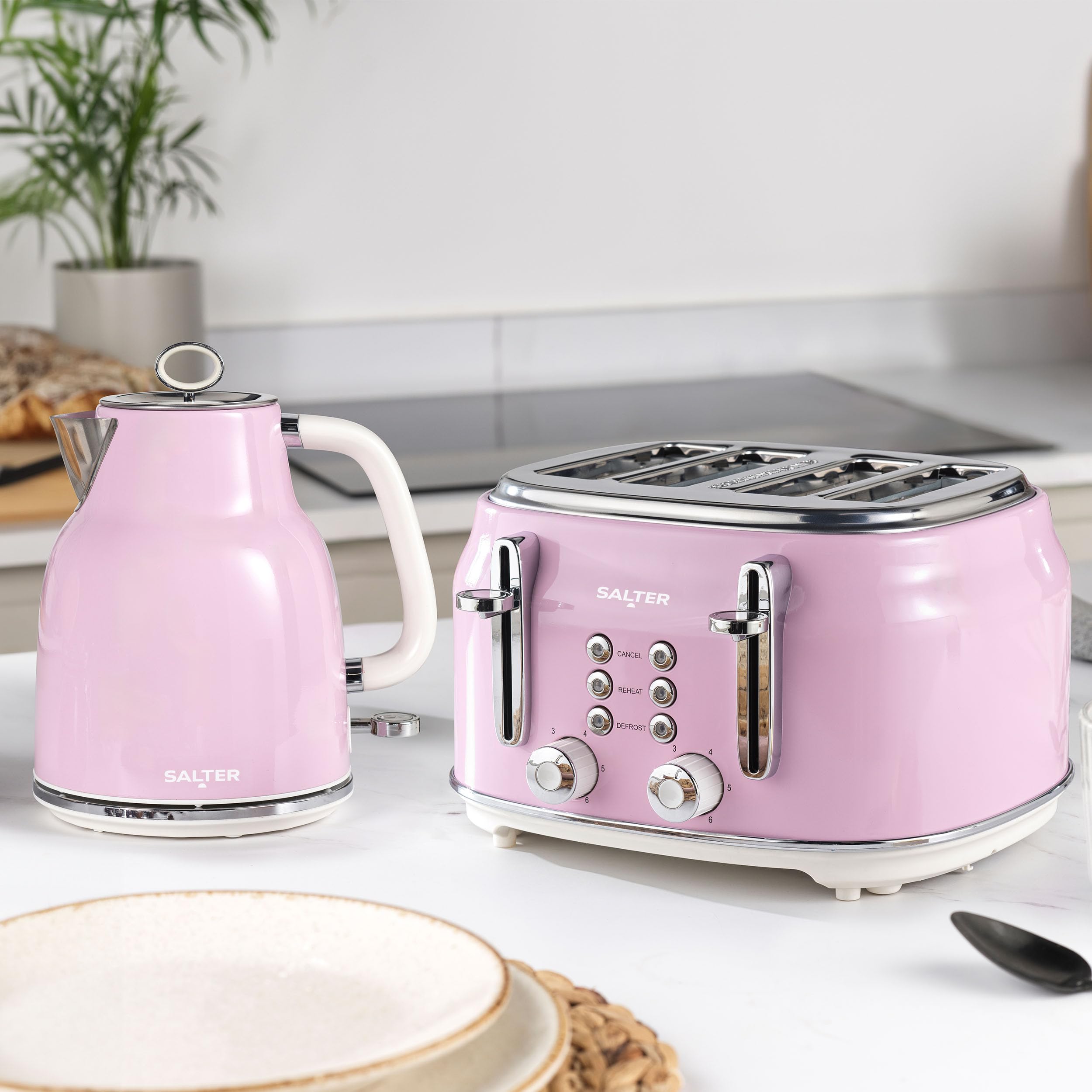 Salter Retro Pink 4-Slice Toaster  Wide Slots, 6 Browning Levels, Defrost, Reheat, Cancel Functions, Removable Crumb Tray, Extra Thick Bread,