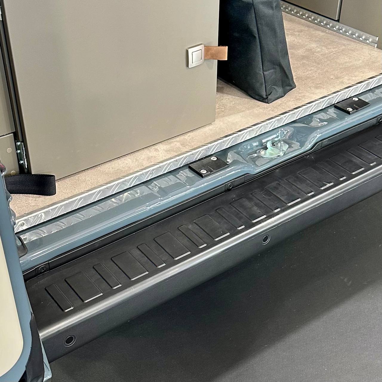 For Vauxhall Movano Full-Length Rear Bumper Protector - Durable and High-Quality Protection