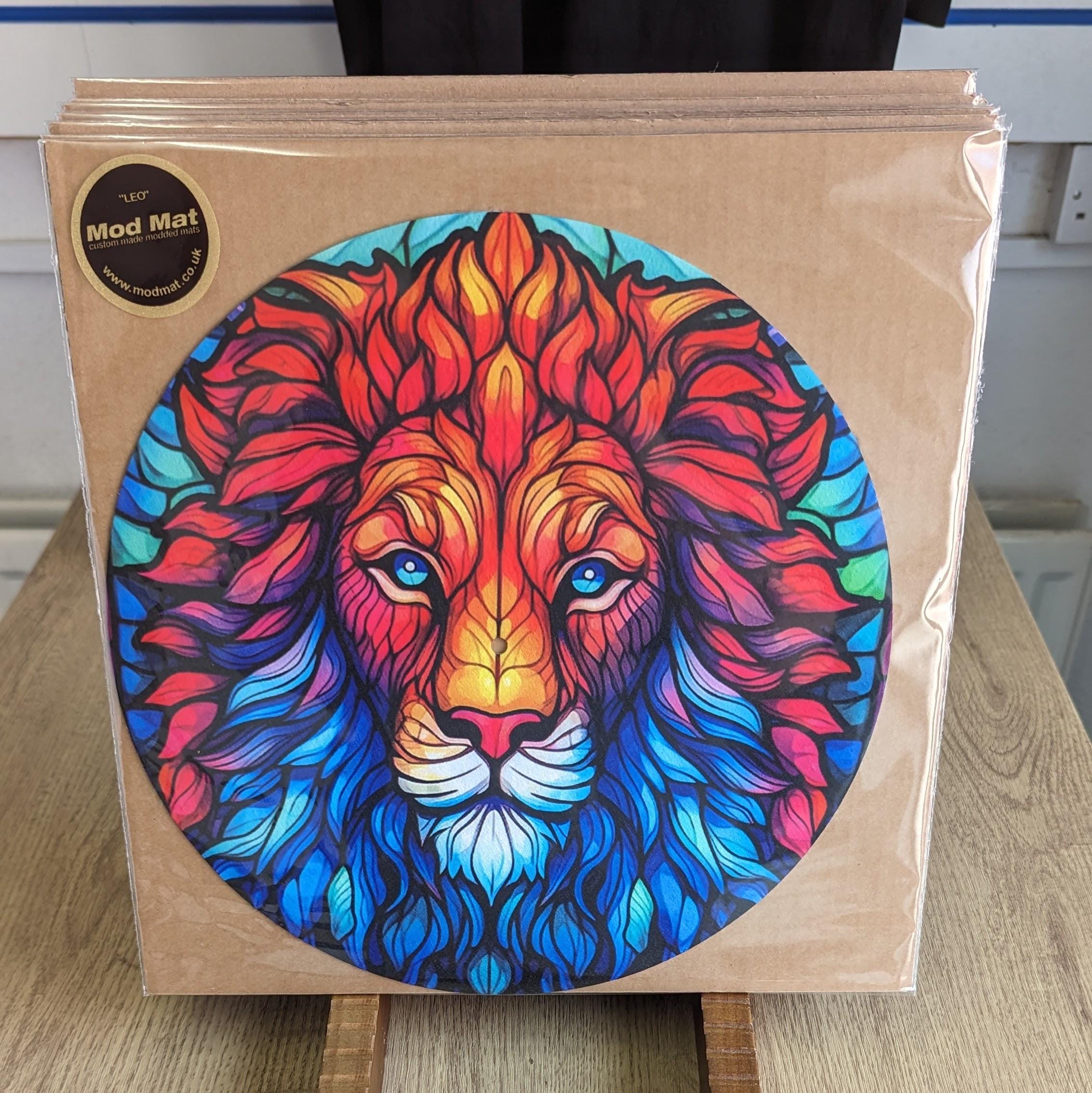 Stained Glass Lion Slipmat – 7"/12" Vinyl Turntable Mat