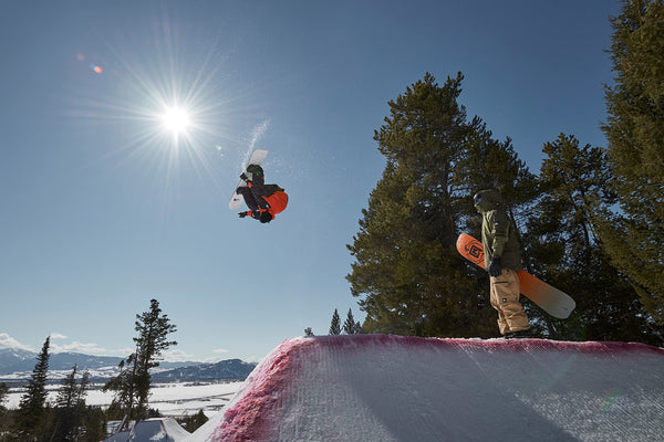 Garmin Instinct 2 GPS 45mm Smartwatch, Rugged watch, Built-in Sports Apps & Health Monitoring, Ultratough Design Features, up to 28 days Battery Life, Graphite