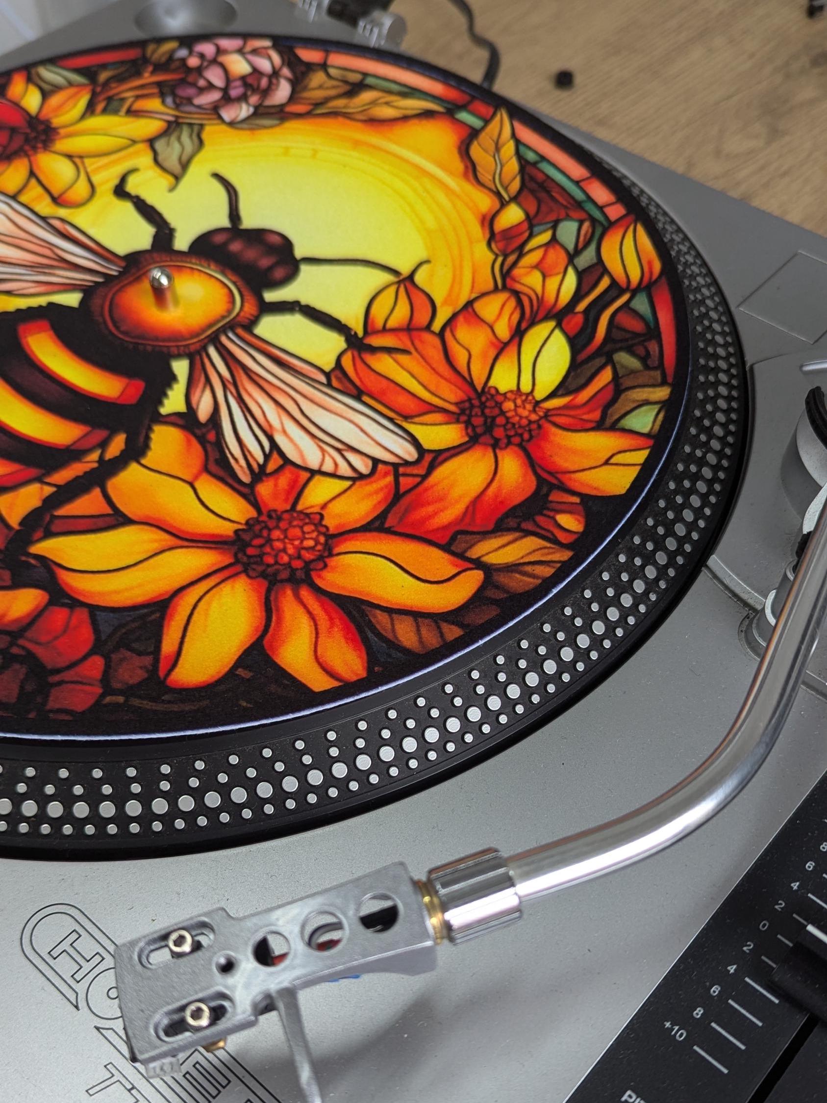 Stain Glass Worker Bee Slip mat - 7 & 12 inch LP Vinyl DJ Pro Turntable Slip Mat Record Player Technics 1210 DJ Turntablist