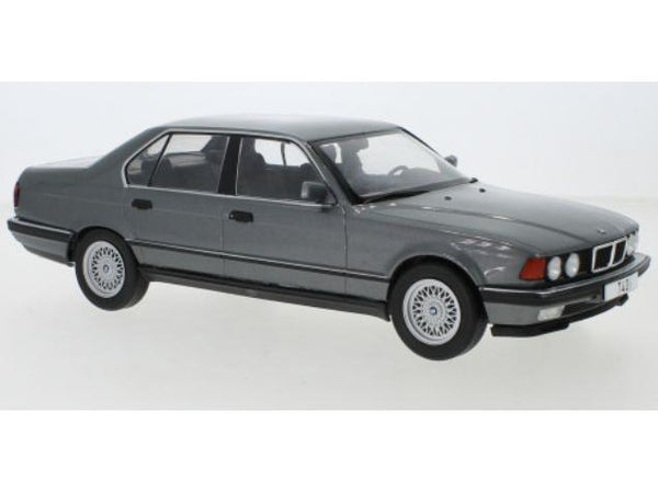 BMW 730i E32 1992 Metallic Grey 1:18 Scale Diecast Model Car Group