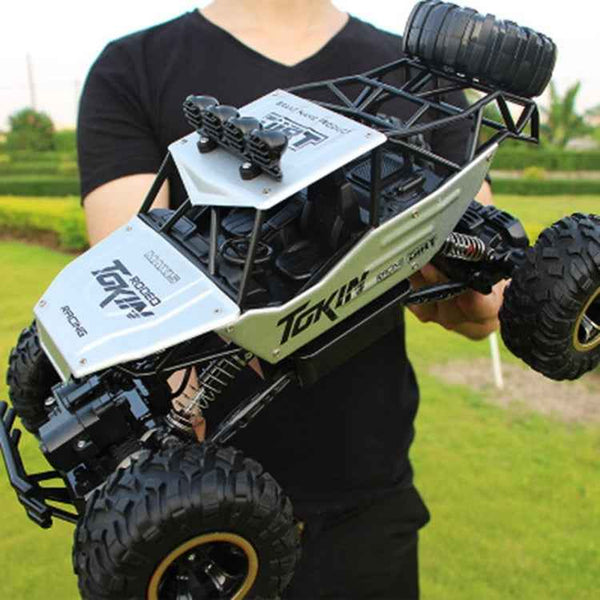2.4GHz 4WD Double Motors Off-Road Climbing Car Remote Control Vehicle, Model:6026, 6026 (Black), 6026 (Gold), 6026 (Silver)