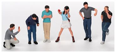 Car Enthusiasts Figures 1:64 Scale MINI GT Diecast Model