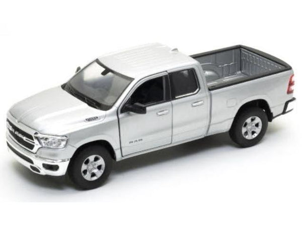 Dodge RAM 1500 2019 Silver 1:24 Scale Welly Diecast Model