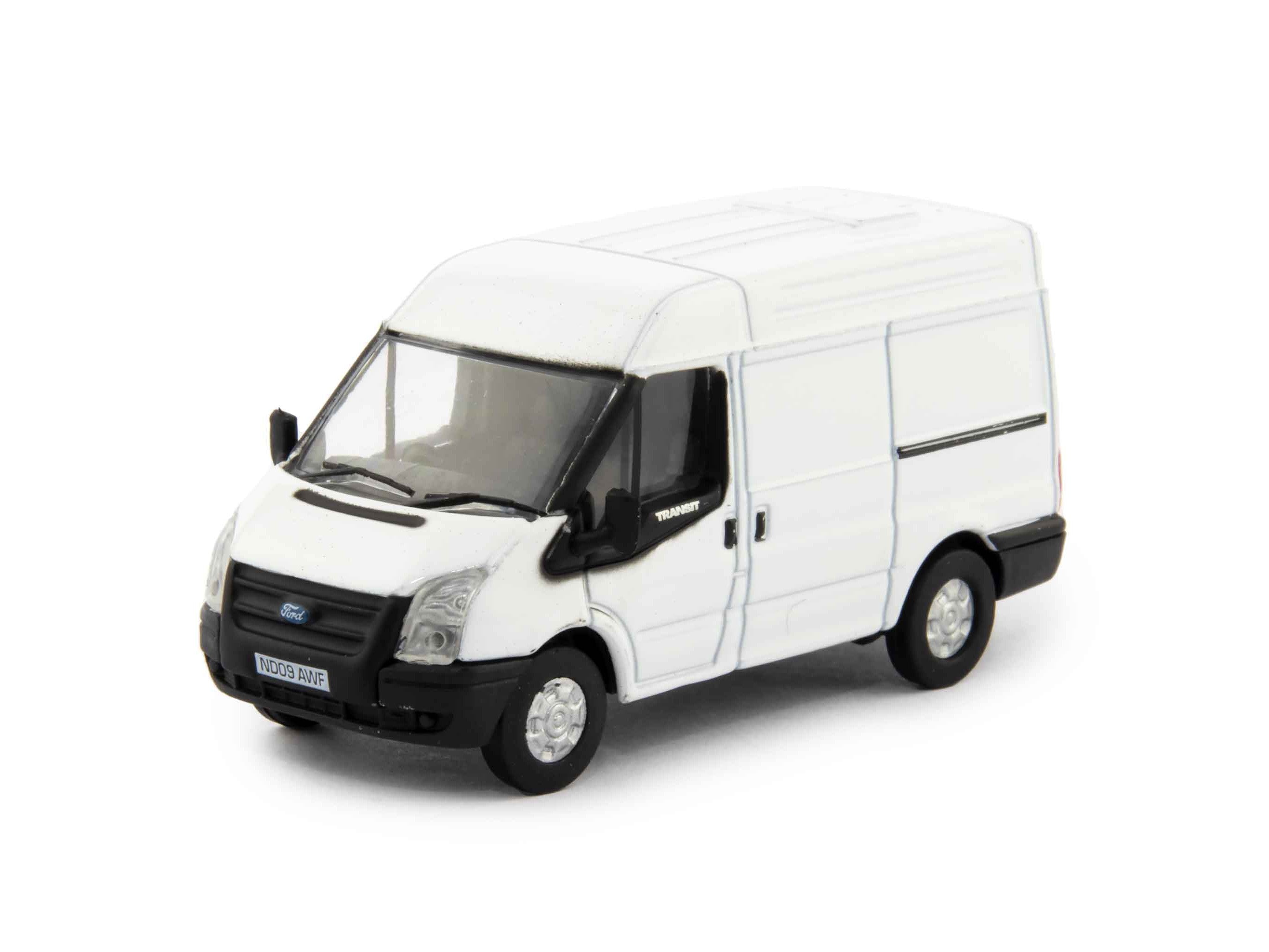 Ford Transit Mk5 SWB Medium Roof white - 1:76 Scale