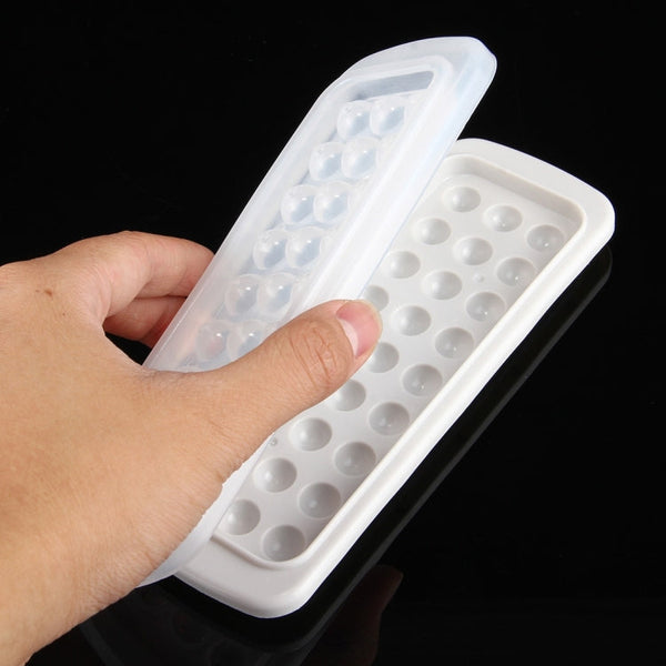 Creative Mini Ball Shaped 27-grid Ice Mold, Random Color Delivery, 27-Grid