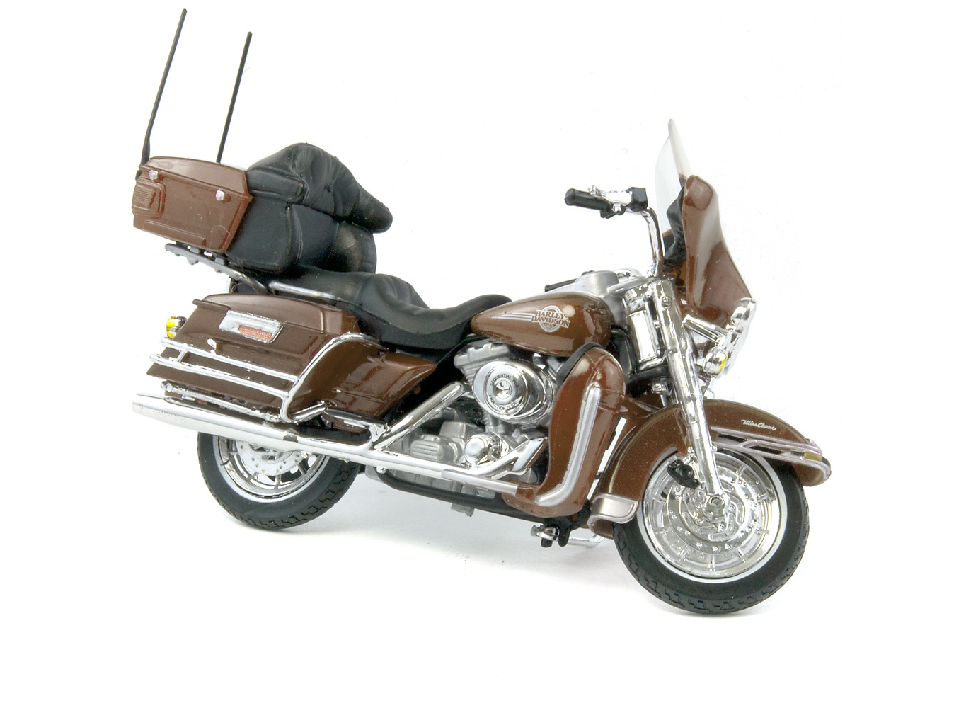 Harley-Davidson FLHTK Electra Glide Ultra Limited 2013 Brown 1:18 Scale Maisto Diecast Model