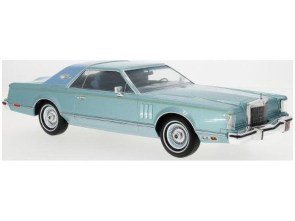 Lincoln Continental Mk5 Light Blue Metallic 1:18 Scale Diecast Model Car Group