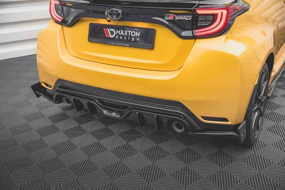 Maxton Design - REAR SIDE SPLITTERS V.4 + FLAPS TOYOTA GR YARIS MK4