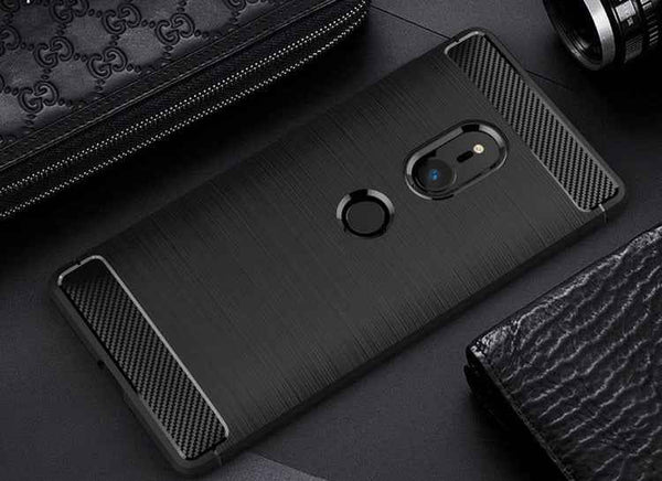 For Sony Xperia XZ2 Brushed Texture Carbon Fiber Shockproof TPU Protective Back Case(Black)