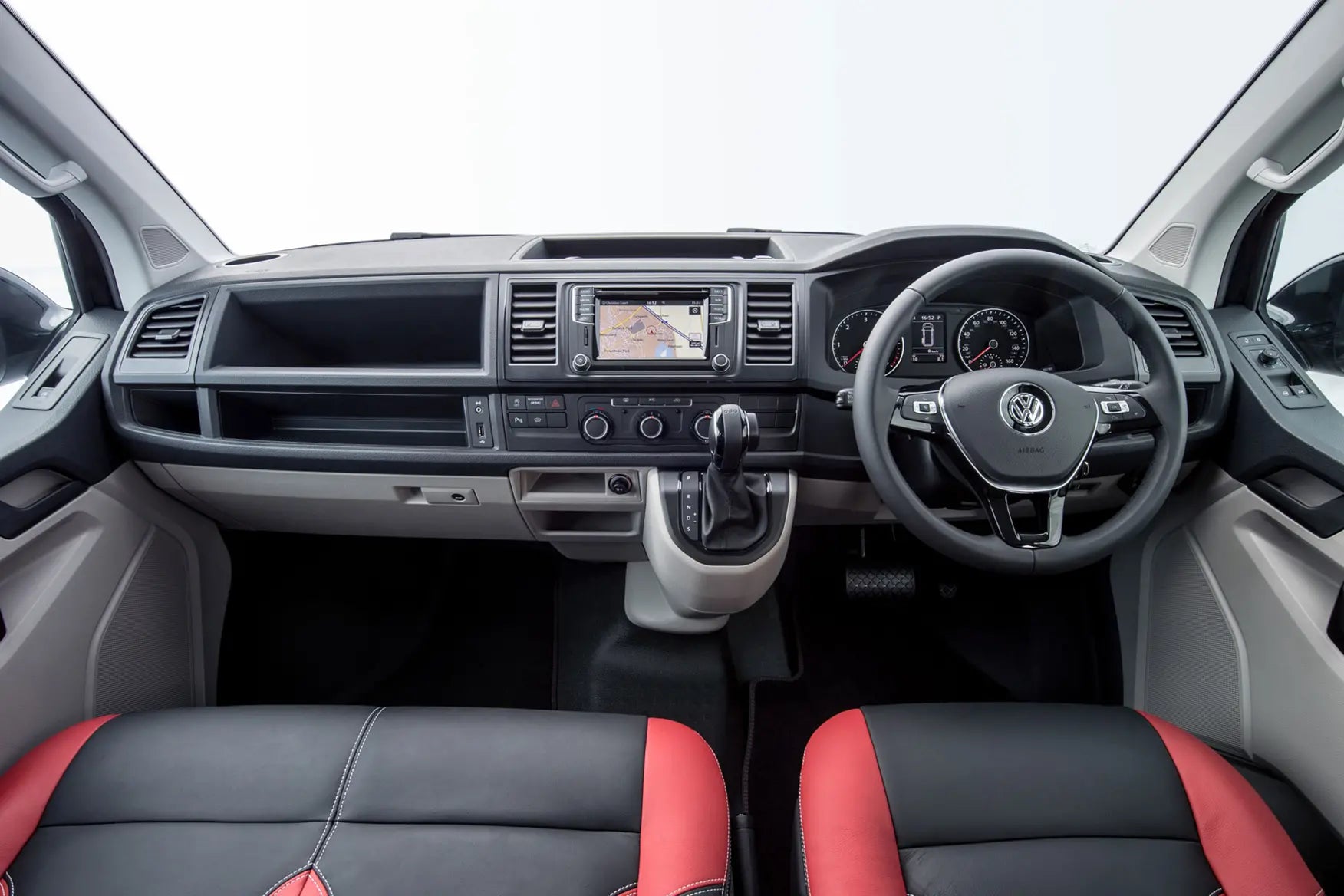 VW Caravelle T6 Apple CarPlay / Android Auto 9" Stereo Upgrade (2015-19)