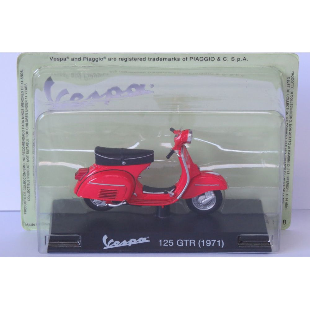Vespa 125 GTR 1971 red 1:18 Scale Diecast Model