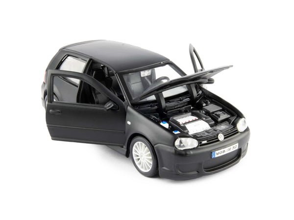 Volkswagen Golf Mk4 R32 Black 1:24 Scale Maisto Diecast Model