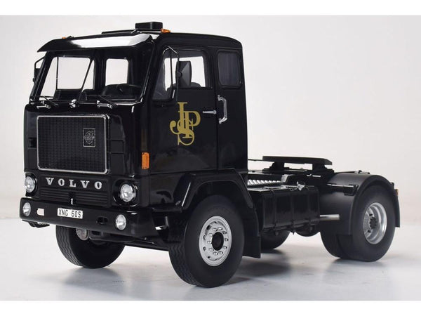 Volvo F88 1977 John Player Special 1:18 Scale Diecast Model Car Group