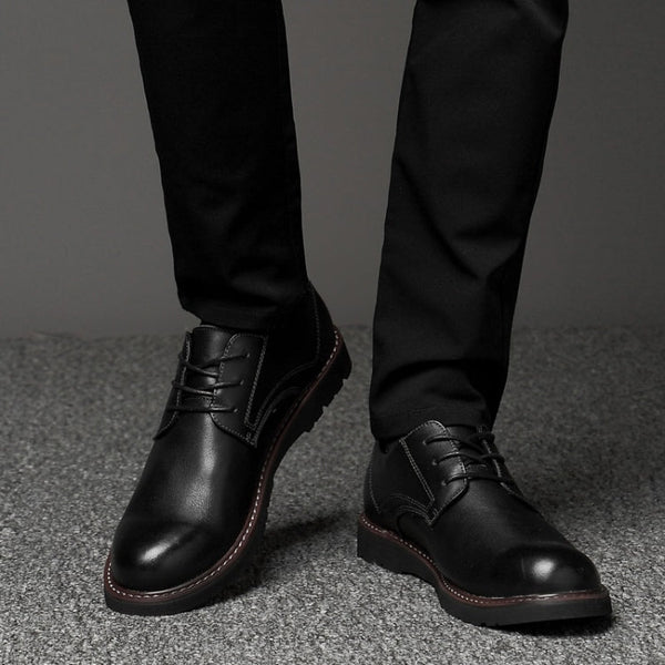 Round Head Solid Color First Layer Cowhide Casual Shoes for Men