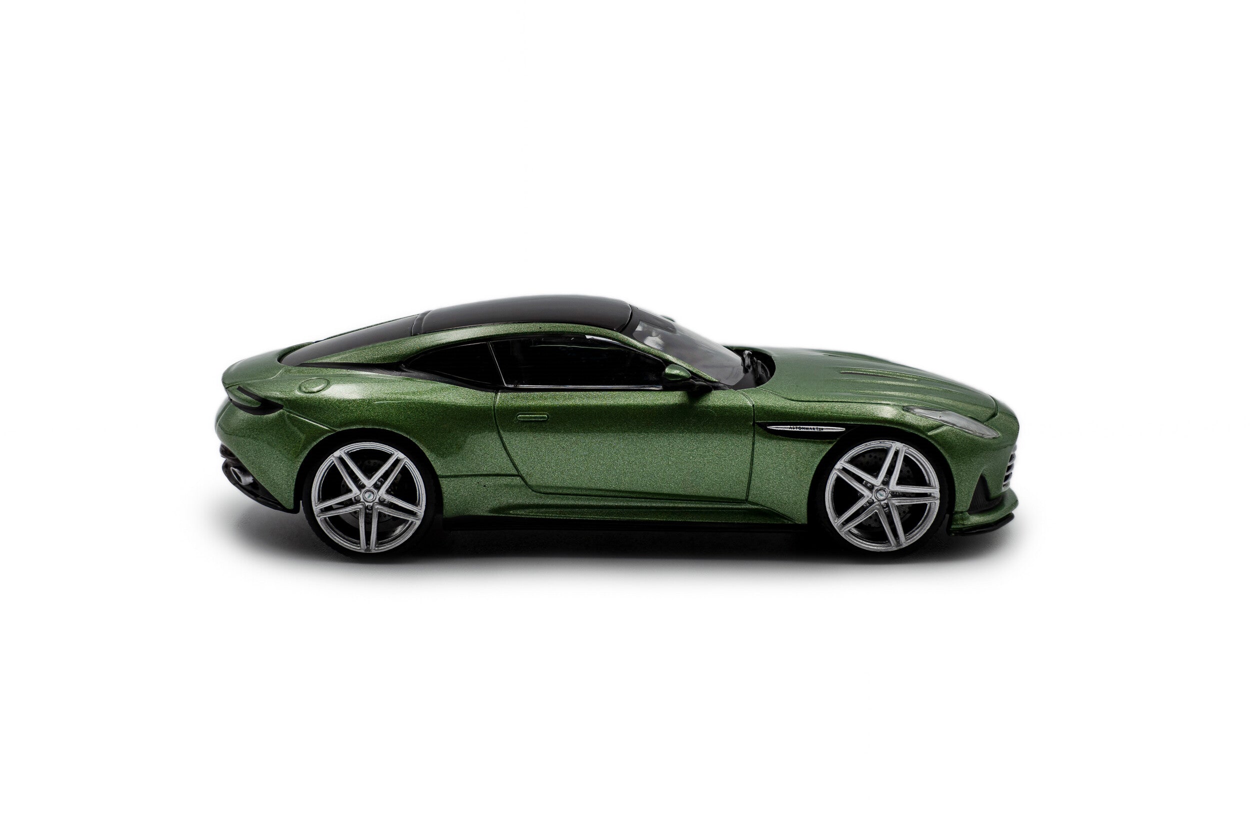 Aston Martin DB12 2023 Iridescent Emerald Green 1:43 Scale Solido Diecast Model