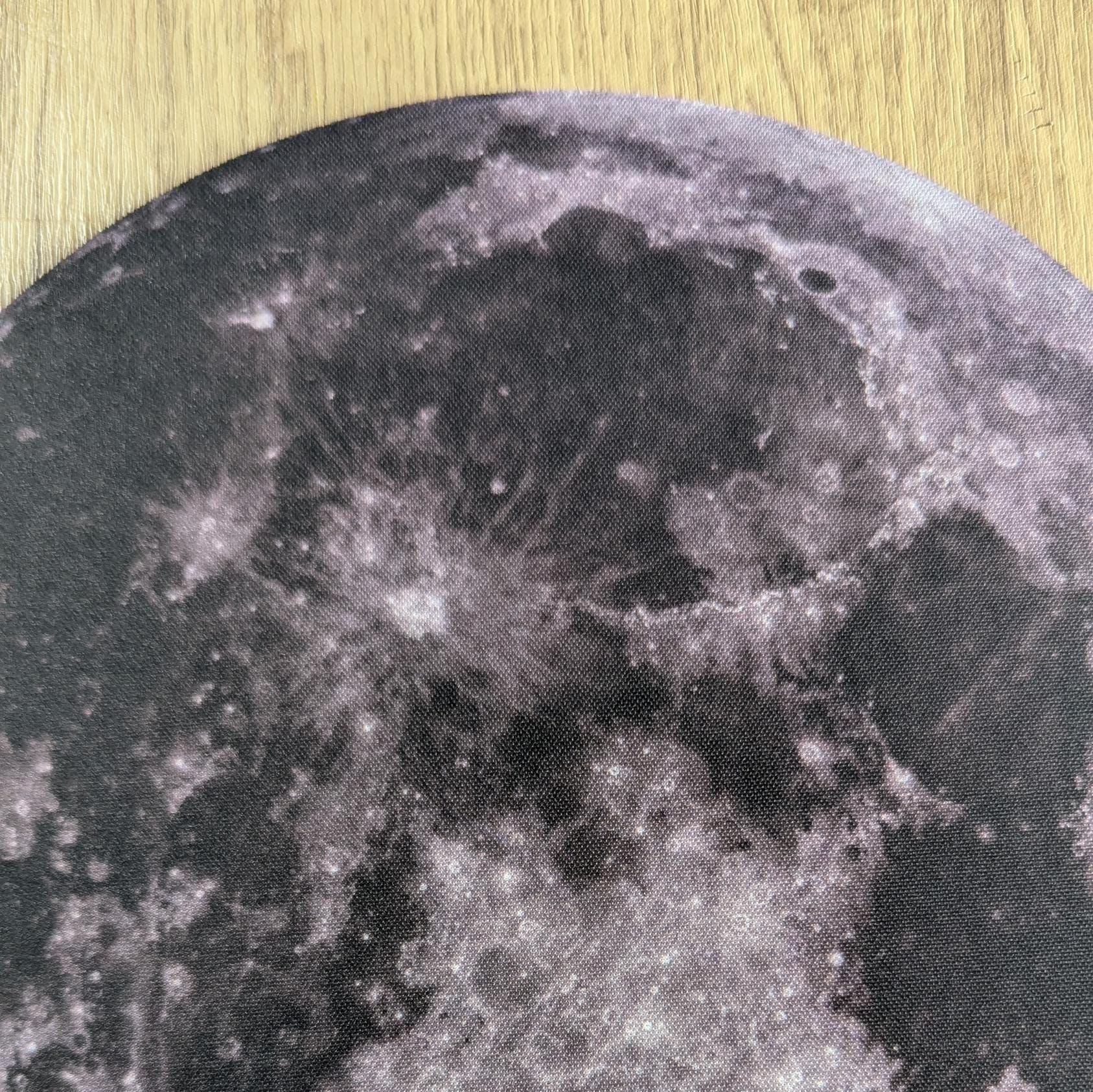 The Moon Circular Mouse Pad - Round Computer Mat - Desktop mousepad -  Space Gift - Science Gift - NASA Gift