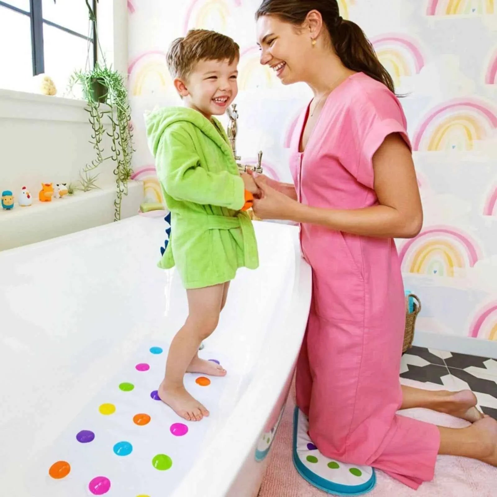 Munchkin Dandy Dots Non-Slip Baby & Toddler Bath Mat