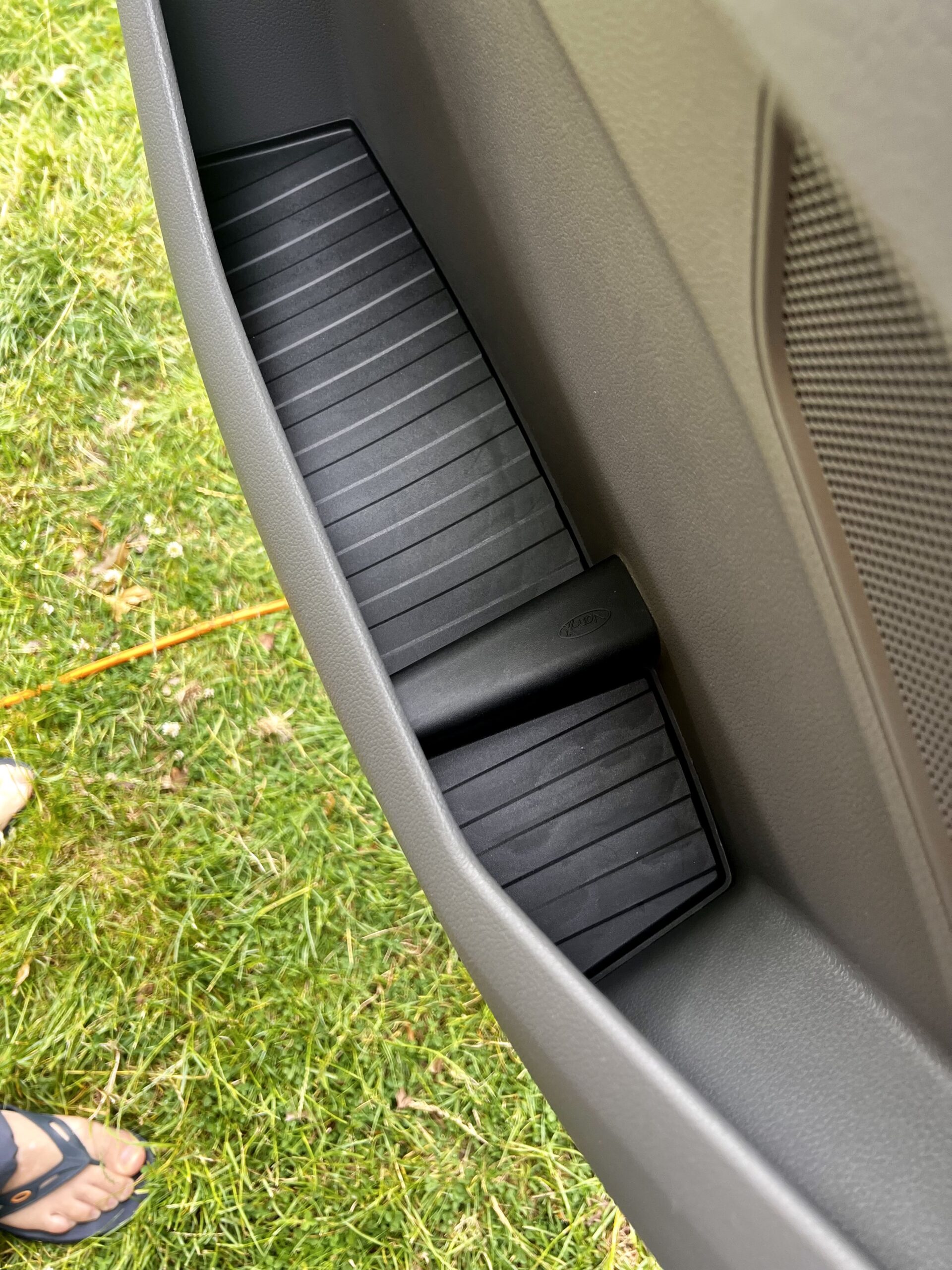 For VW Crafter New Shape Rubber Door Liner Pocket Inserts Black