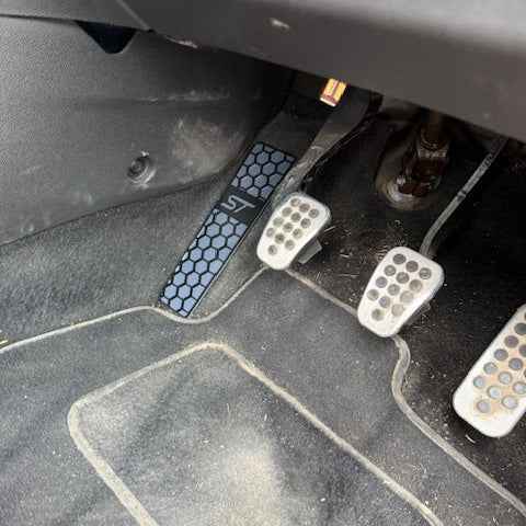 Car Enhancements UK - Dead Pedal (Multiple Designs & Colours) - Ford Focus MK3 / 3.5 All Models (2010-2018)