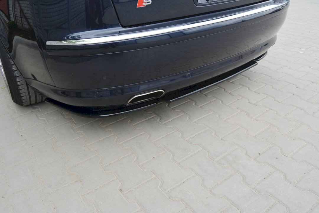 Maxton Design - CENTRAL REAR SPLITTER (NO VERTICAL BARS) AUDI S8 D3 (2006-2010)