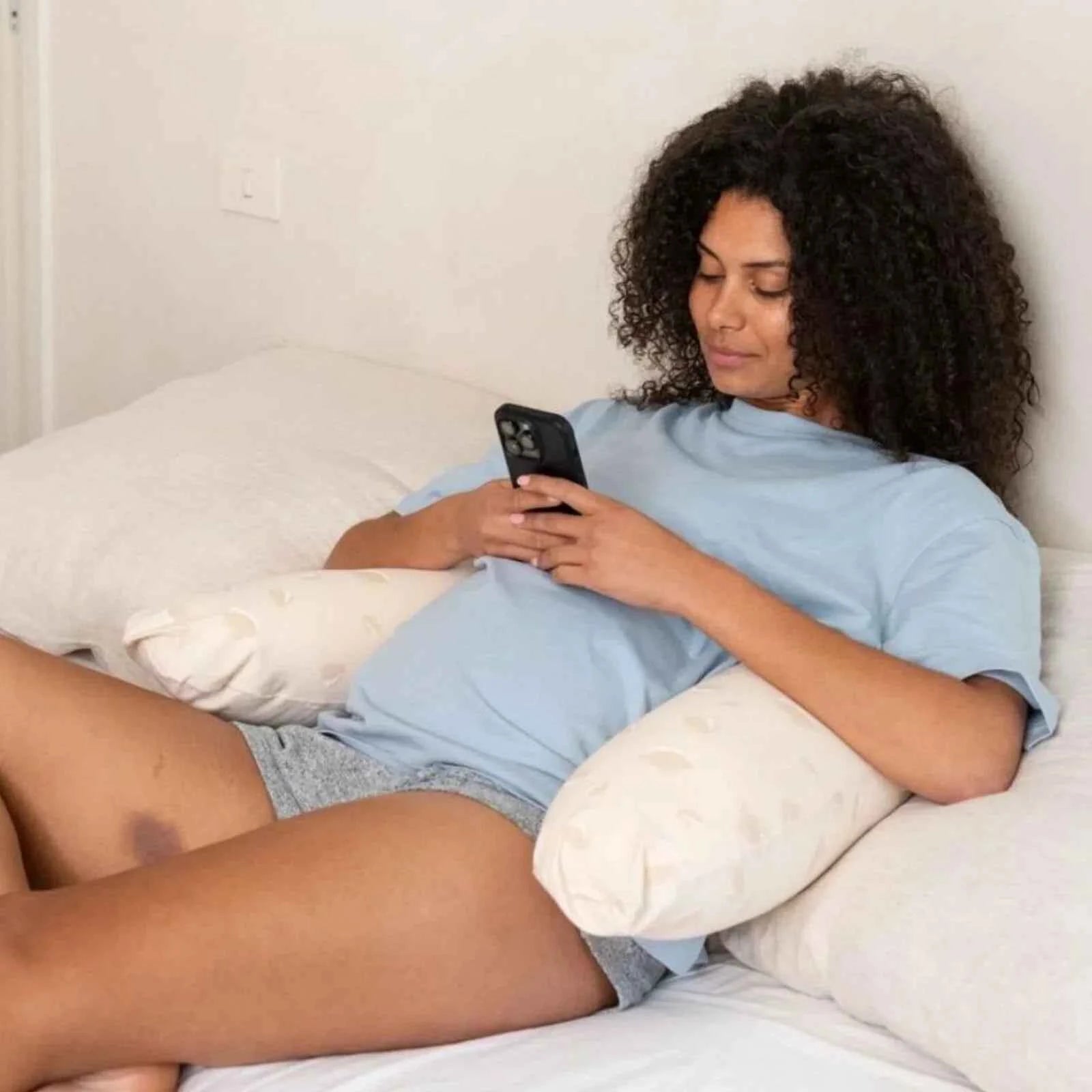 Doomoo Twisty 2-in-1 Petals Pregnancy Pillow - Latte