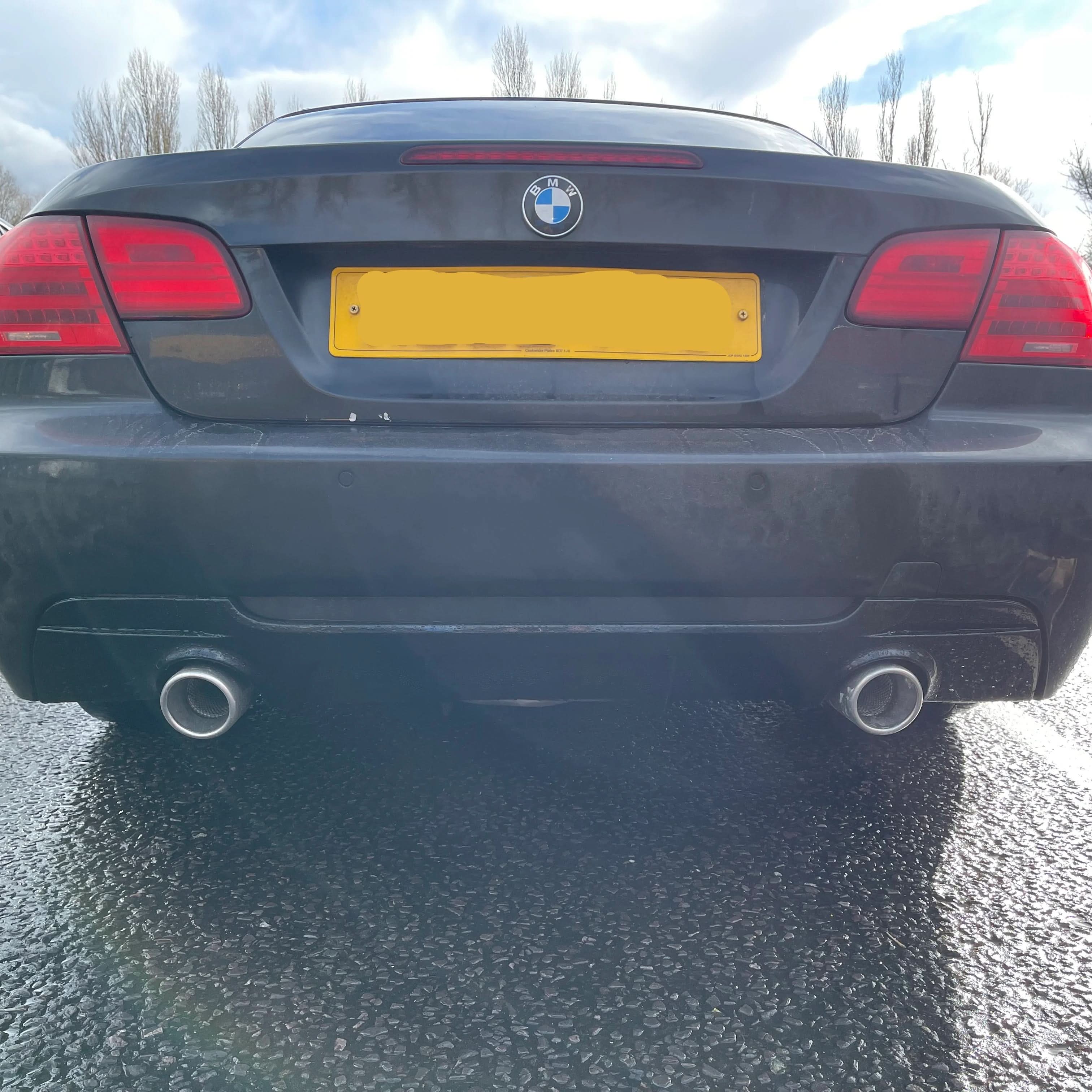 MP Style Gloss Black Rear Diffuser Dual Exhaust for BMW E92 E93 3 Series 05-13