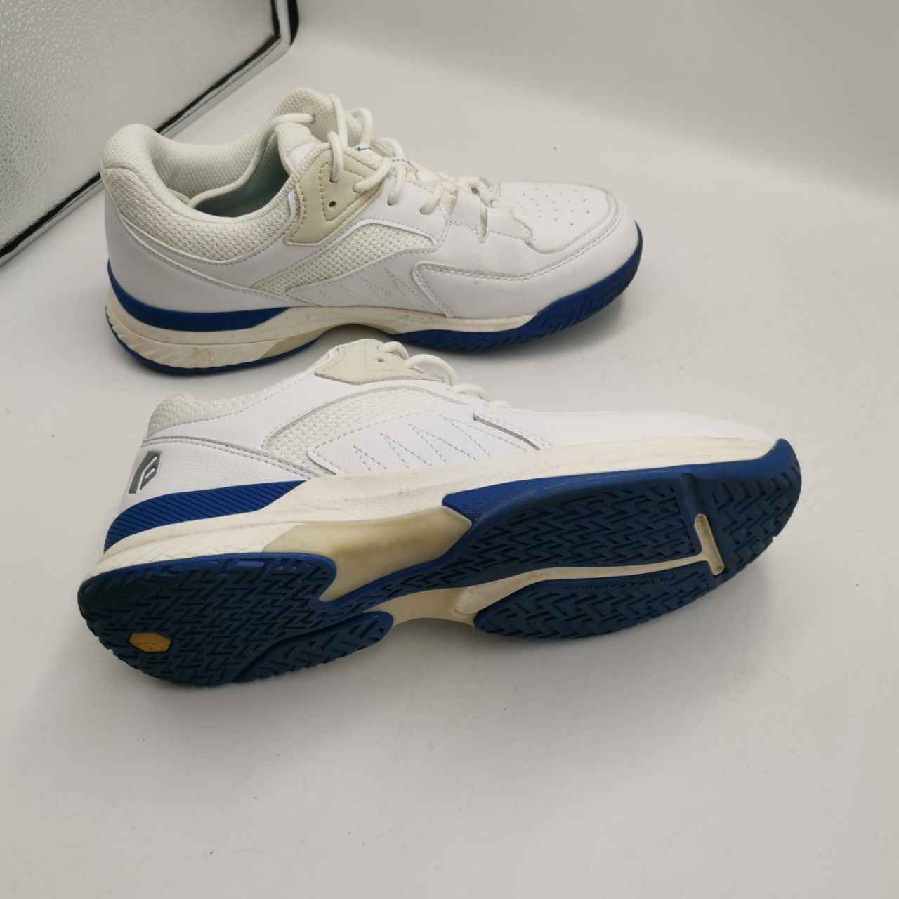 UK 7 FitVille Extra Wide Men’s Non-Slip Sports Trainers – EU 40