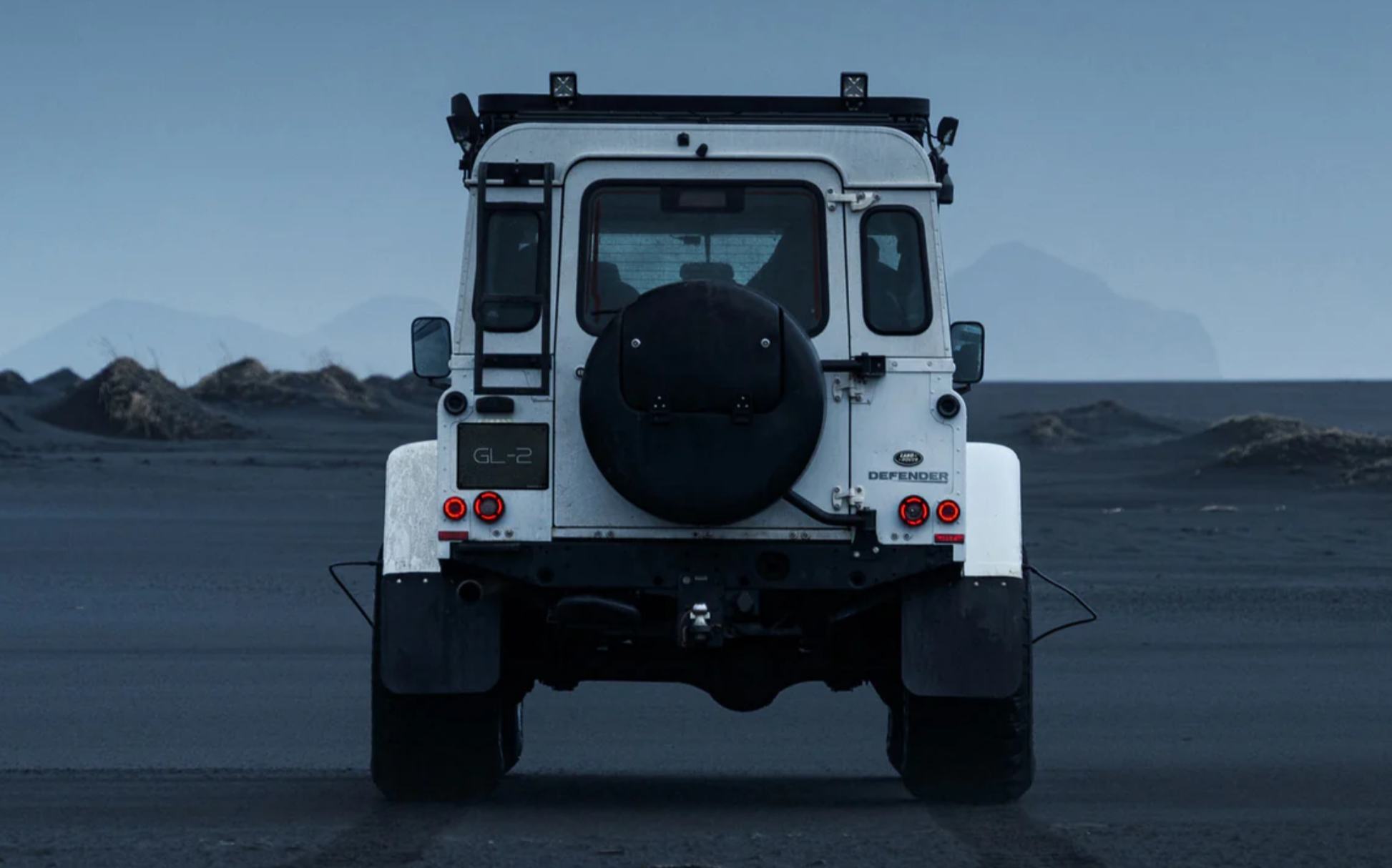 GLOHH GL-2x DARK SMOKE Set of 6 (3 lights each side) LED DRL Rear Lights Taillights Tail Lamps Land Rover Defender Halo Smoke 90-16 Dynamic Start-up display welcome light