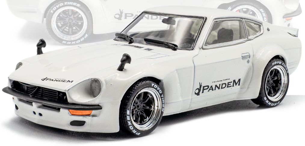 Datsun 240Z Rocket Bunny 1973 White 1:43 Scale Solido Diecast Model
