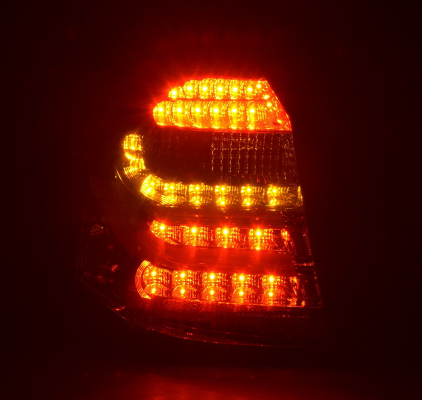 FK Set BMW E81 E87 1 SERIES 3/5 dr 04-06 Black SMOKED LED LIGHTBAR REAR LIGHTS